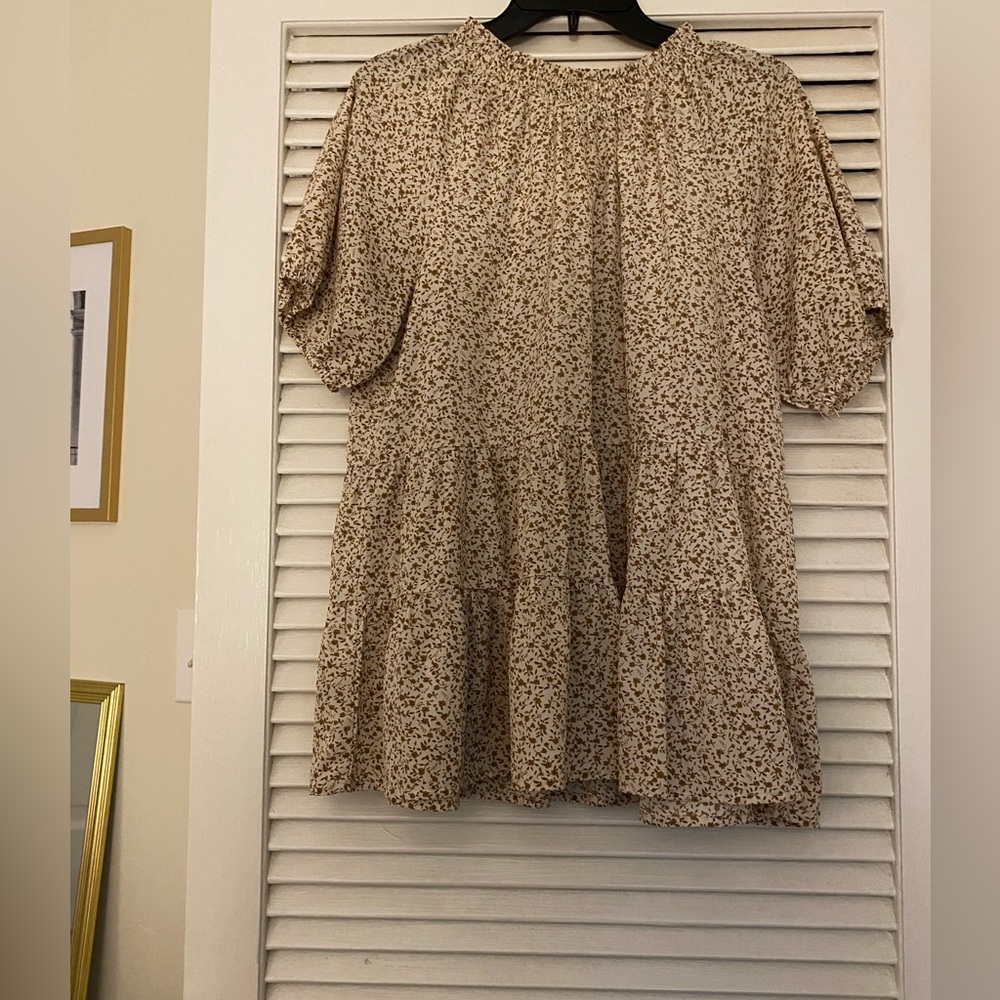 Wishlist Cream Floral Tiered Tunic Blouse